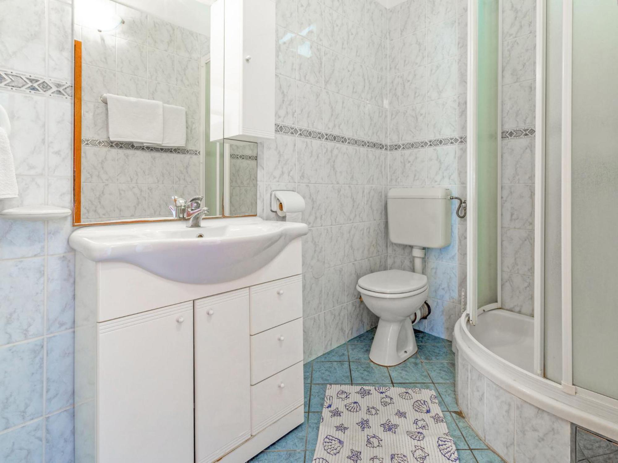 Apartment Delfin-5 By Interhome Цезарица Екстериор снимка